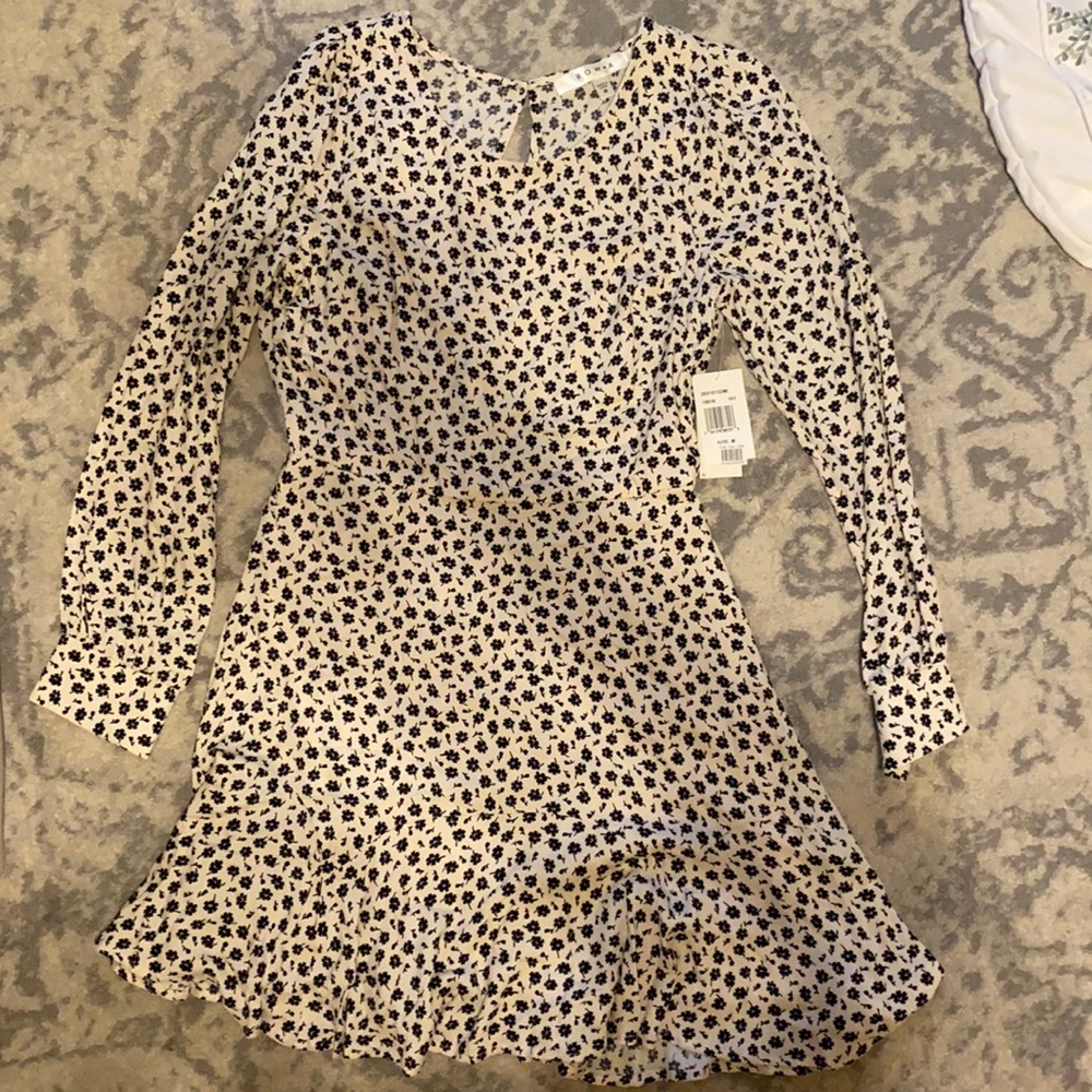 White long sleeve dress with little black flowers